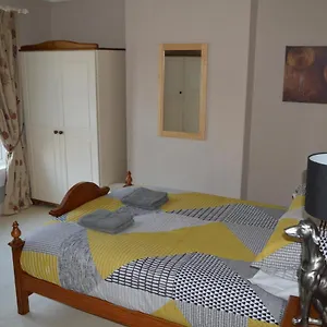 The Crandale House Vacation Holiday home