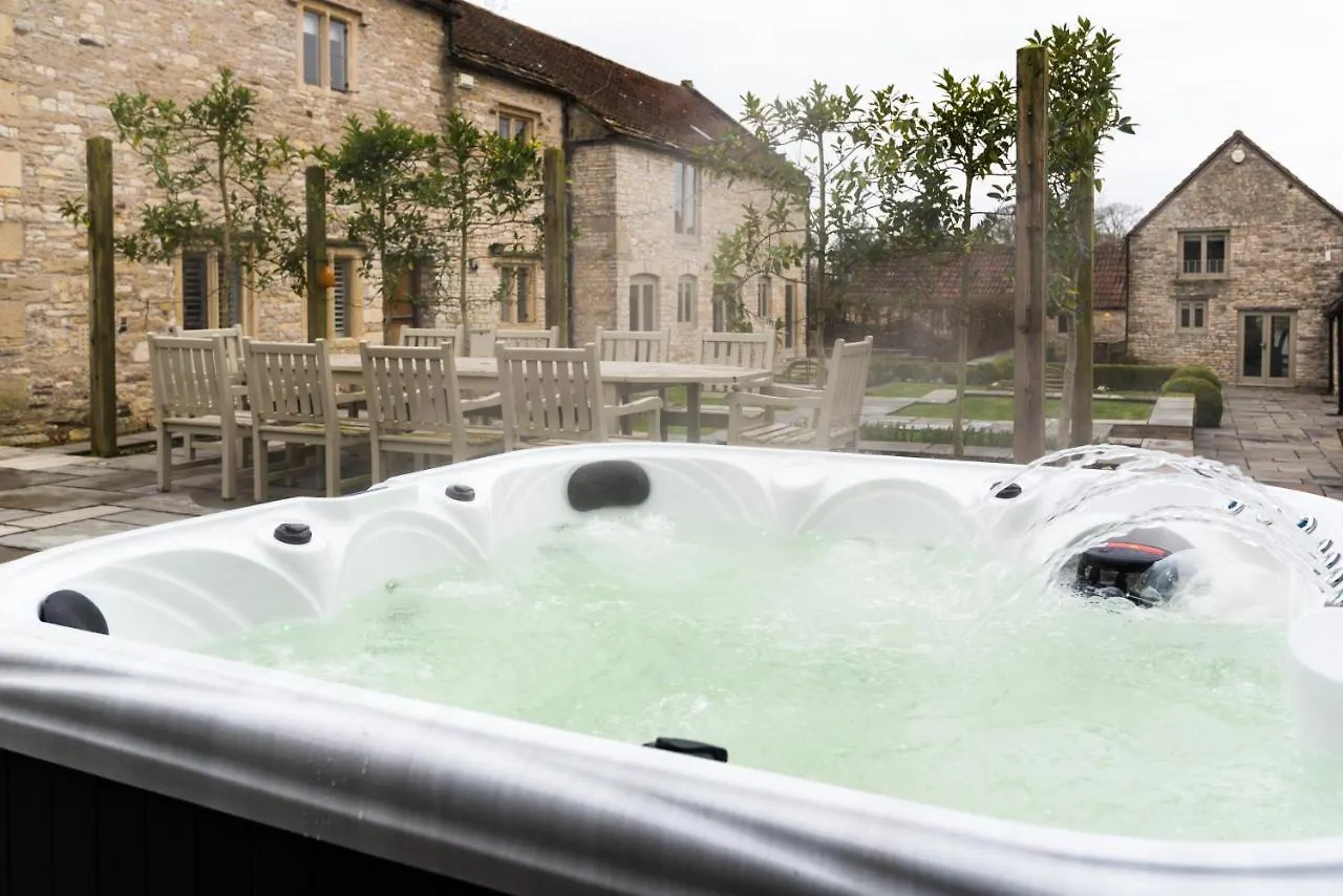 Holiday home Brittons Farm And Cottages, Hot Tub And Gym Bath
