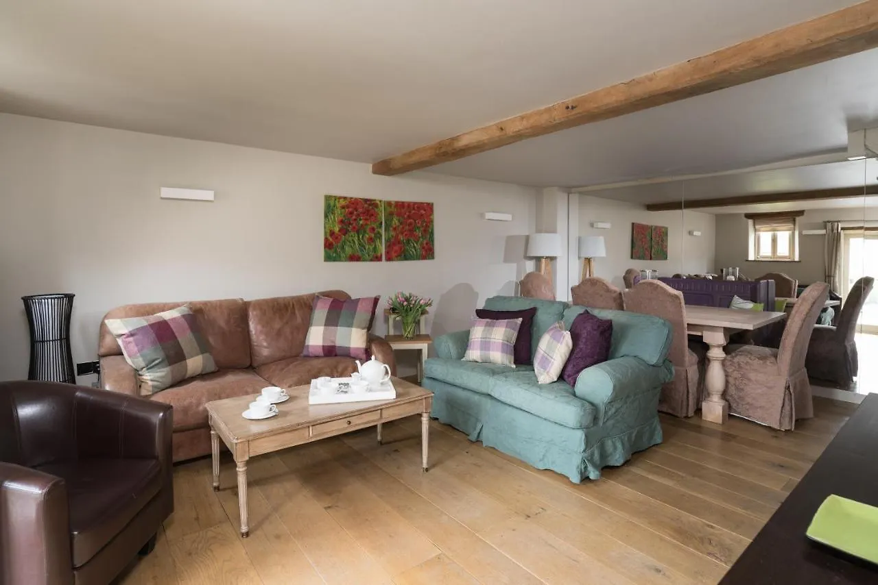 Brittons Farm And Cottages, Hot Tub And Gym Bath 0*,