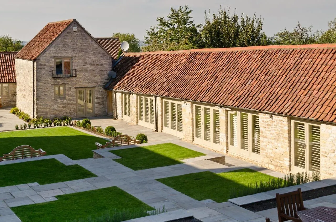 Brittons Farm And Cottages, Hot Tub And Gym Bath Holiday home