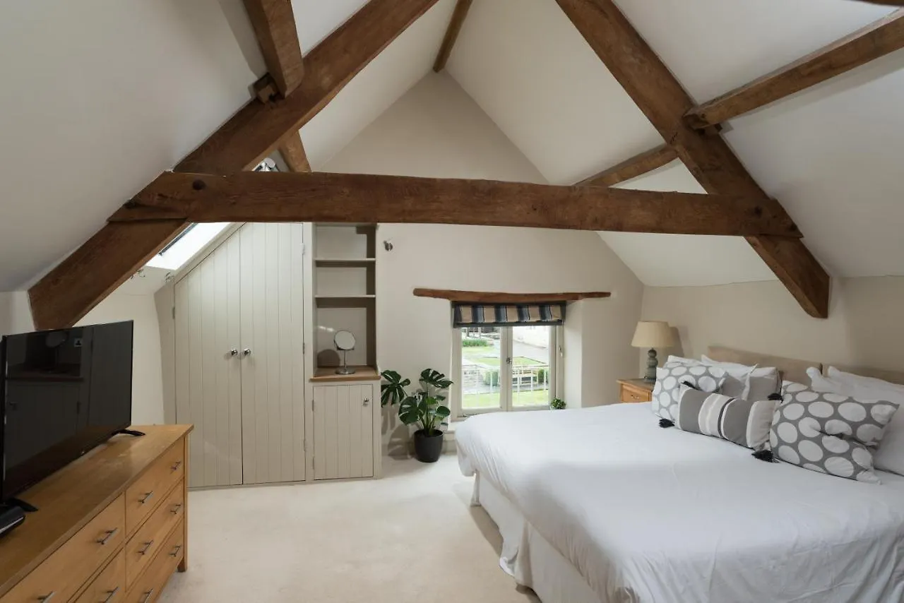 Brittons Farm And Cottages, Hot Tub And Gym Bath Holiday home
